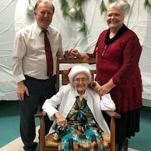 Meet your Posher, Becky